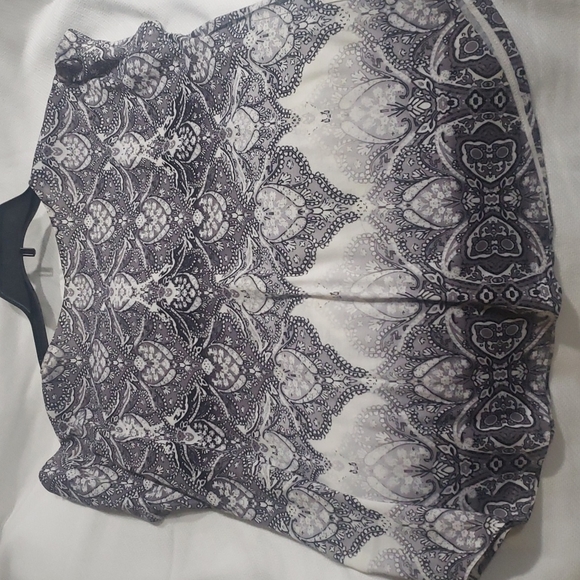 Top - Picture 7 of 8